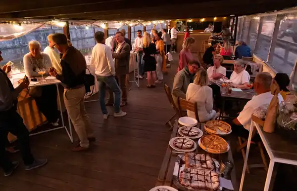 Soirée sur le pont avec buffet de desserts